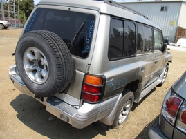 1998 MITSUBISHI MONTERO GOLD 3.5L AT 4WD 163778